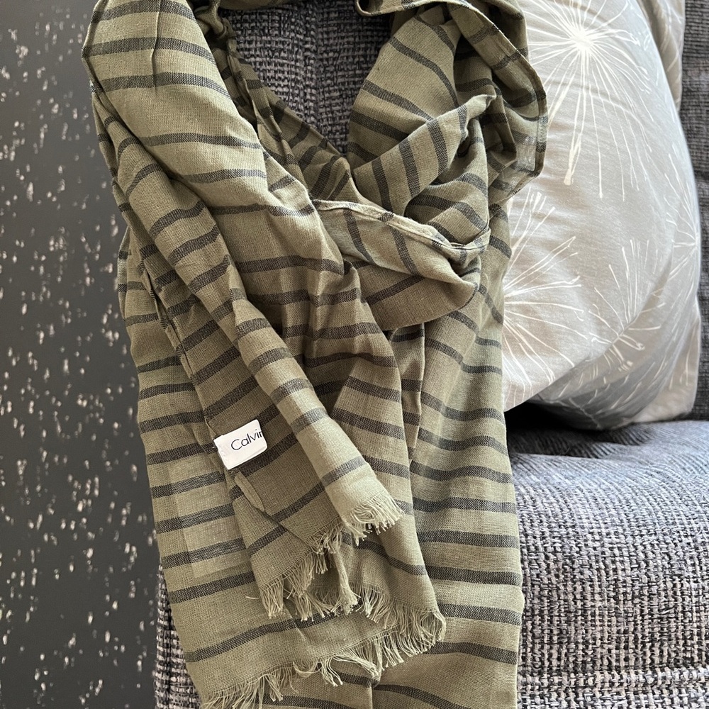 Three Scarves - Picture 3 of 4